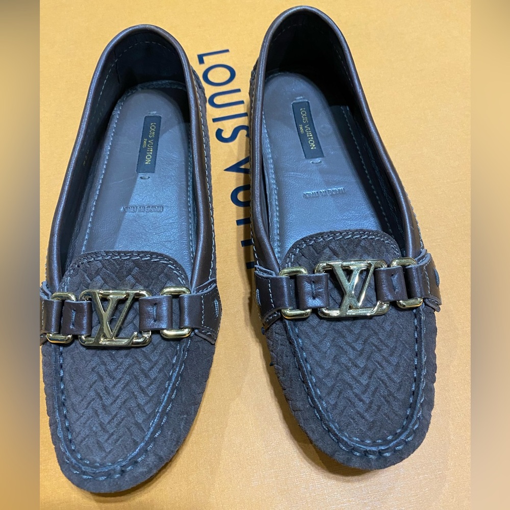 Louis Vuitton Unisex Loafers
